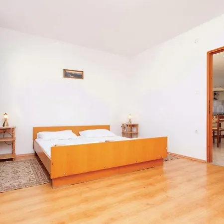 Apartman Mile