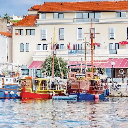 Mile Апартаменты